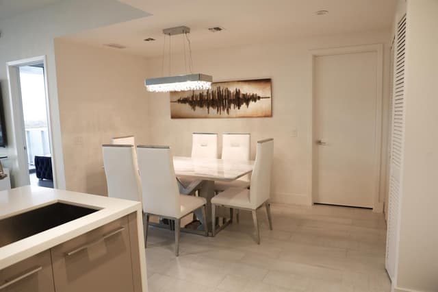 2000 Metropica Way # 811, Sunrise FL 33323 - Sunrise, FL - Photo 3