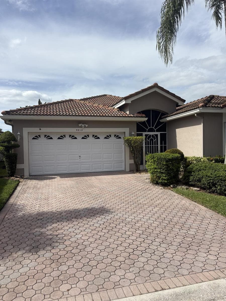 9815 Lemonwood Drive, Boynton Beach FL 33437