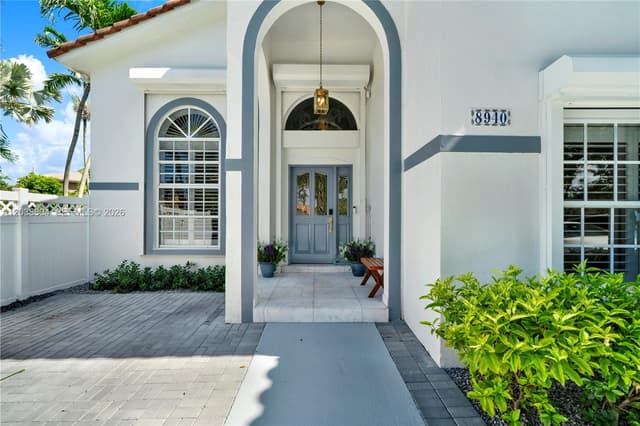8940 SW 160th St, Palmetto Bay FL 33157 - Palmetto Bay, FL - Photo 4