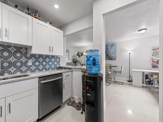 7021 Environ Blvd # 320, Lauderhill FL 33319 - Lauderhill, FL - Photo 7