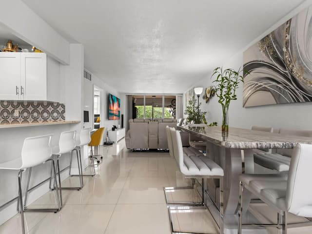 7021 Environ Blvd # 320, Lauderhill FL 33319 - Lauderhill, FL - Photo 3