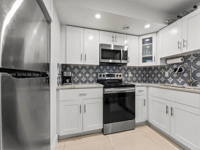 7021 Environ Blvd # 320, Lauderhill FL 33319 - Lauderhill, FL - Photo 5