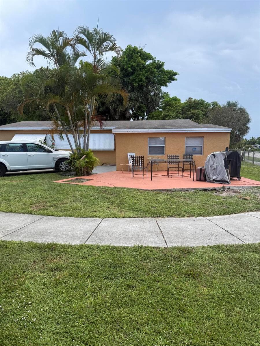 2071 NW 29th Terrace, Fort Lauderdale FL 33311