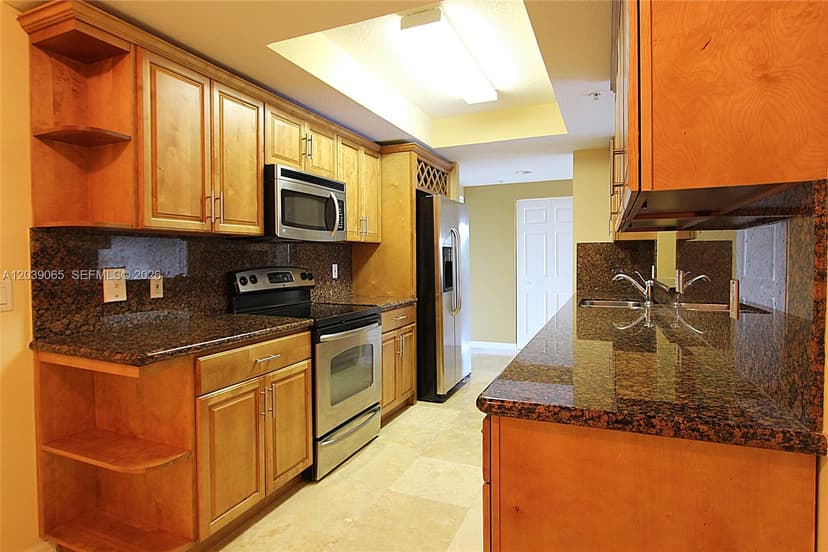 3530 SW 22nd St # 505, Miami FL 33145