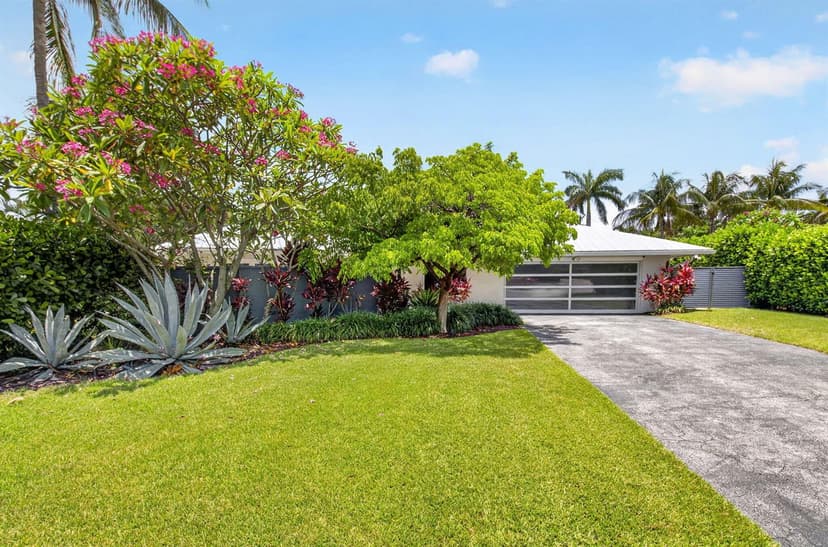 2006 NW 3rd Avenue, Delray Beach FL 33444