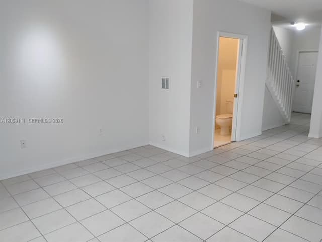 5725 NW 114th Path # 107, Doral FL 33178 - Doral, FL - Photo 4