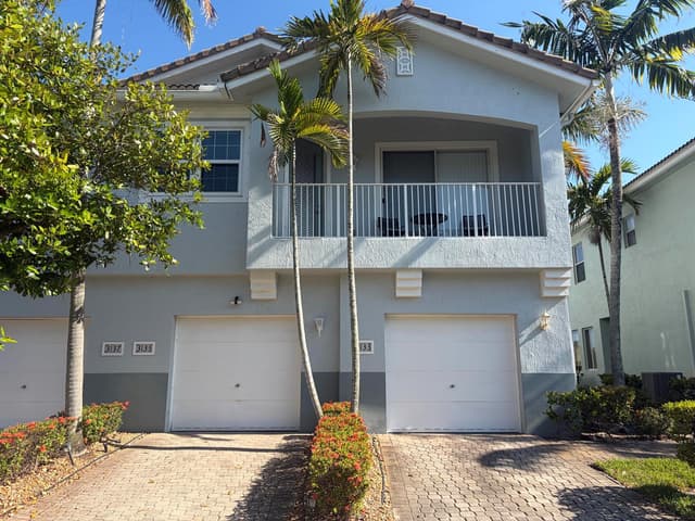 3133 Laurel Ridge Circle, Riviera Beach FL 33404 - Riviera Beach, FL - Photo 2