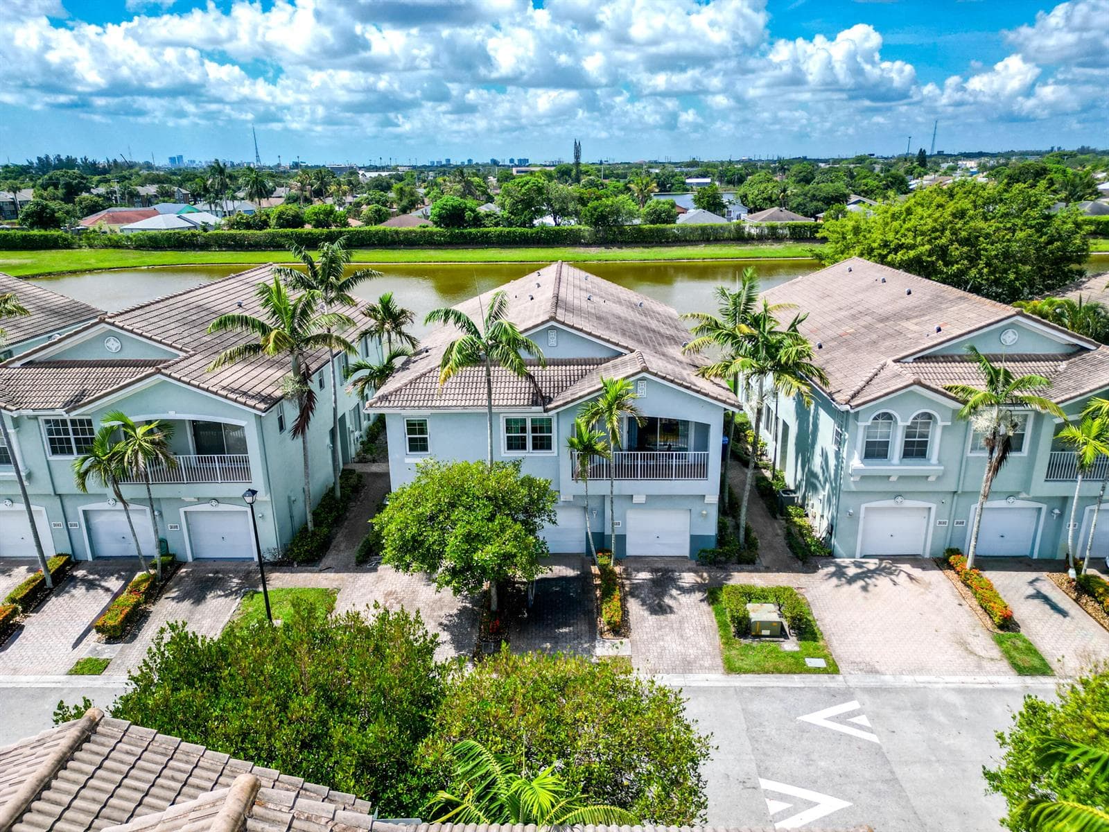 3133 Laurel Ridge Circle, Riviera Beach FL 33404 - Riviera Beach, FL - Photo 1