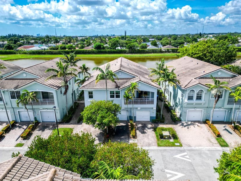 3133 Laurel Ridge Circle, Riviera Beach FL 33404