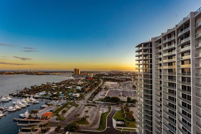 220 Lake Shore Drive # 1911, Lake Park FL 33403 - Lake Park, FL - Photo 4