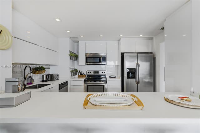 11111 Biscayne Blvd # 8C, Miami FL 33181 - Miami, FL - Photo 7