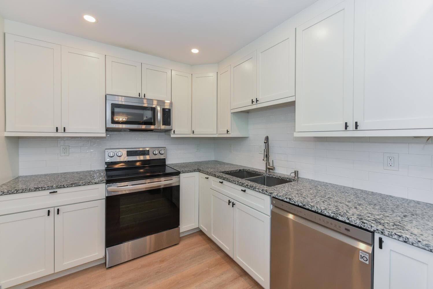 1605 S Us Highway 1 # 403, Jupiter FL 33477