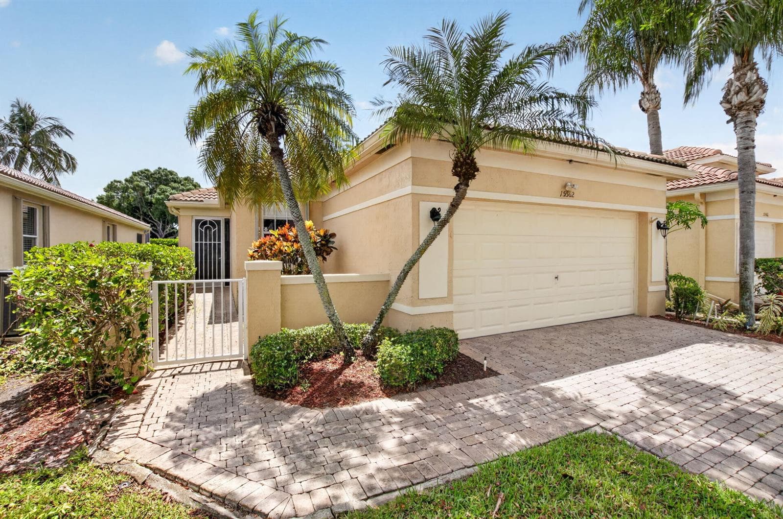15562 Fiorenza Circle, Delray Beach FL 33446