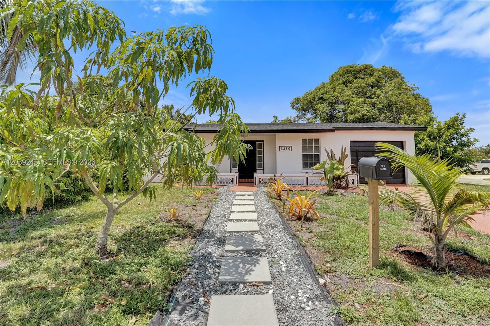 6280 SW 8th Pl, North Lauderdale FL 33068 - North Lauderdale, FL - Photo 1
