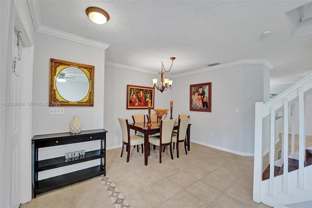 806 NW 208th Way, Pembroke Pines FL 33029 - Pembroke Pines, FL - Photo 7