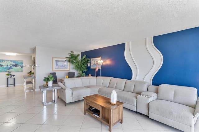 18031 Biscayne Blvd # 1401, Aventura FL 33160 - Aventura, FL - Photo 5