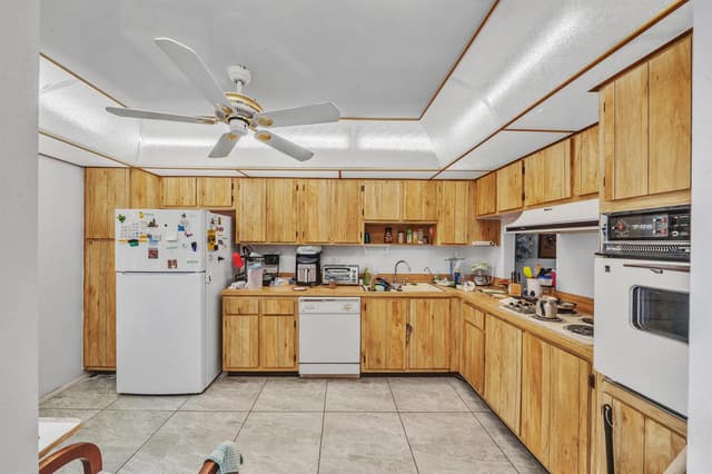 5775 W Fernley Dr Drive W # 76, West Palm Beach FL 33415 - West Palm Beach, FL - Photo 7