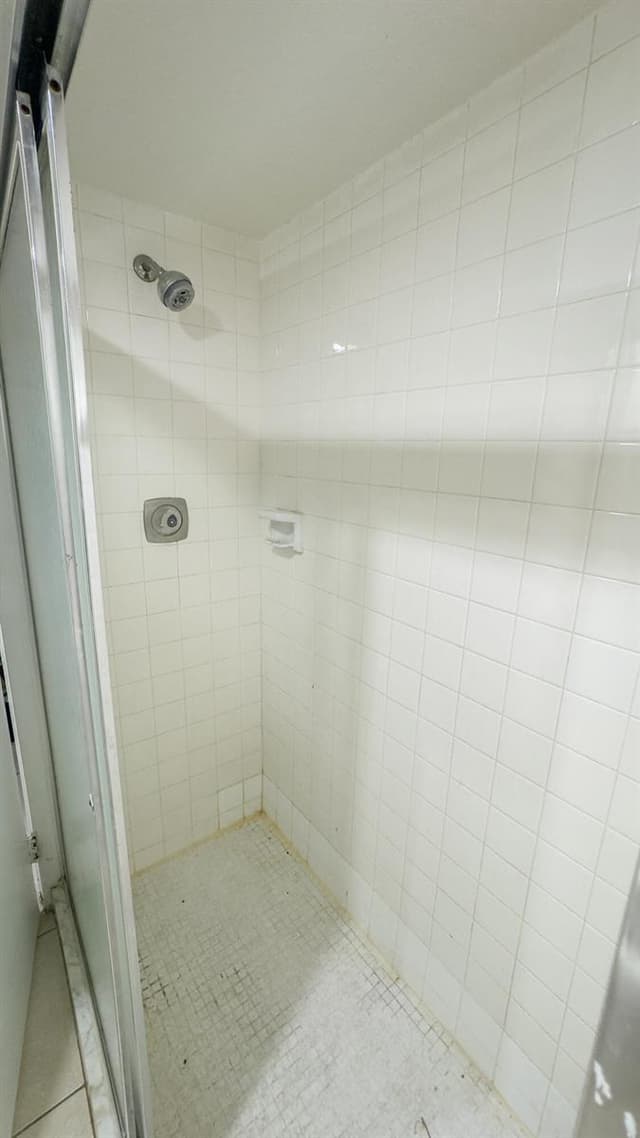 407 Arabian Road, Palm Springs FL 33461 - Palm Springs, FL - Photo 4