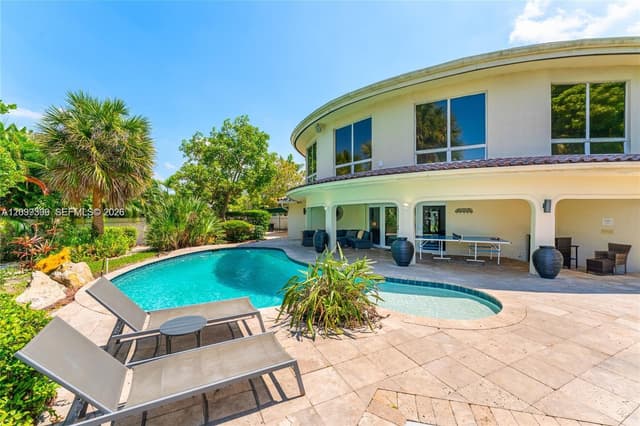 1809 Coral Gardens Dr, Wilton Manors FL 33306 - Wilton Manors, FL - Photo 2