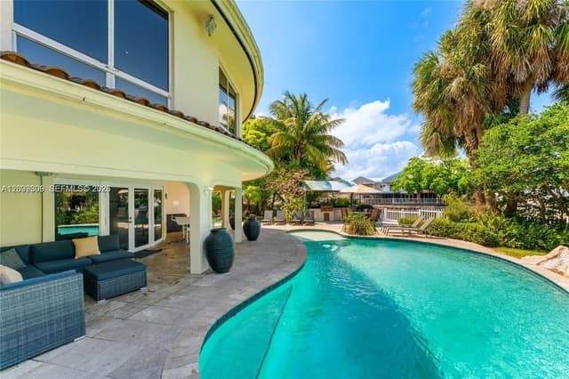 1809 Coral Gardens Dr, Wilton Manors FL 33306 - Wilton Manors, FL - Photo 3