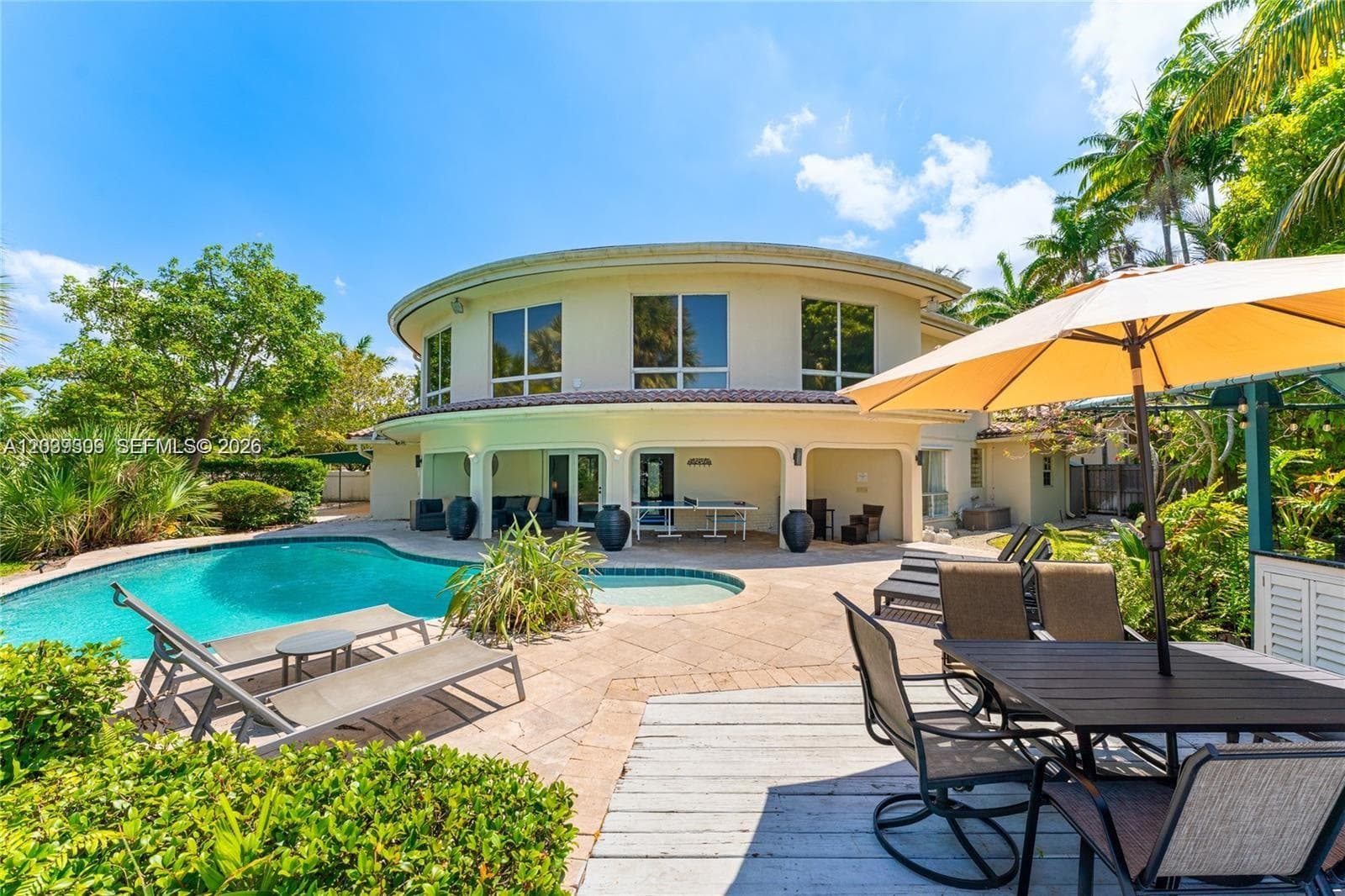 1809 Coral Gardens Dr, Wilton Manors FL 33306 - Wilton Manors, FL - Photo 1