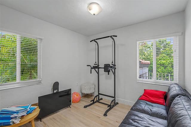 702 Boabadilla, Coral Gables FL 33134 - Coral Gables, FL - Photo 7