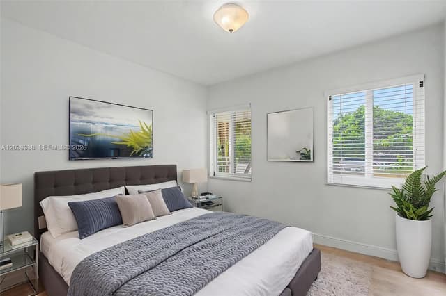 702 Boabadilla, Coral Gables FL 33134 - Coral Gables, FL - Photo 4