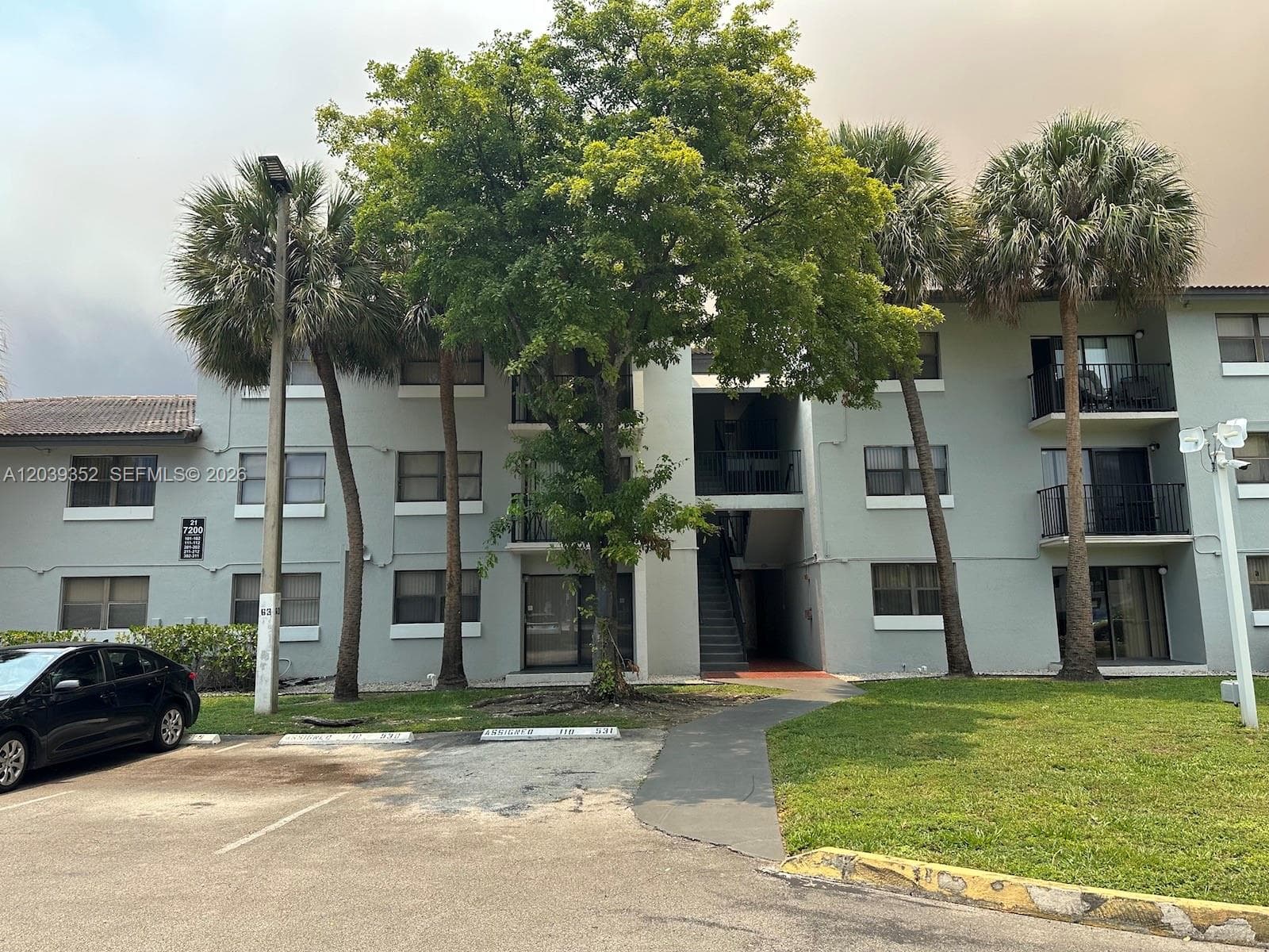 7200 NW 179th St # 311, Hialeah FL 33015 - Hialeah, FL - Photo 1