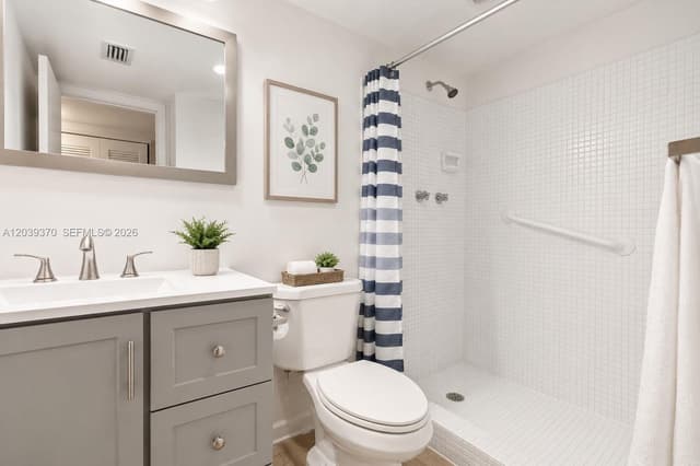 7605 NW 5th Pl # 103, Margate FL 33063 - Margate, FL - Photo 5