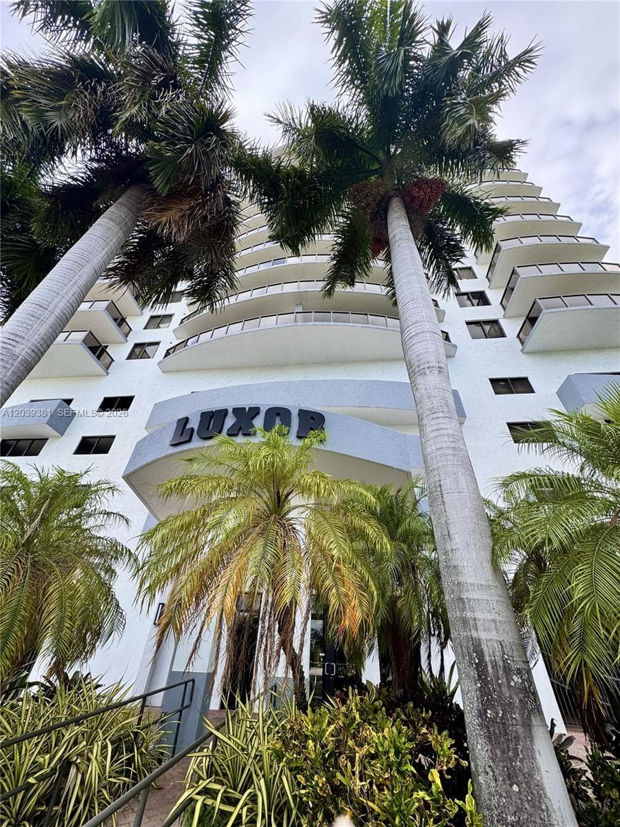 2301 SW 27th Ave # 1500, Miami FL 33145