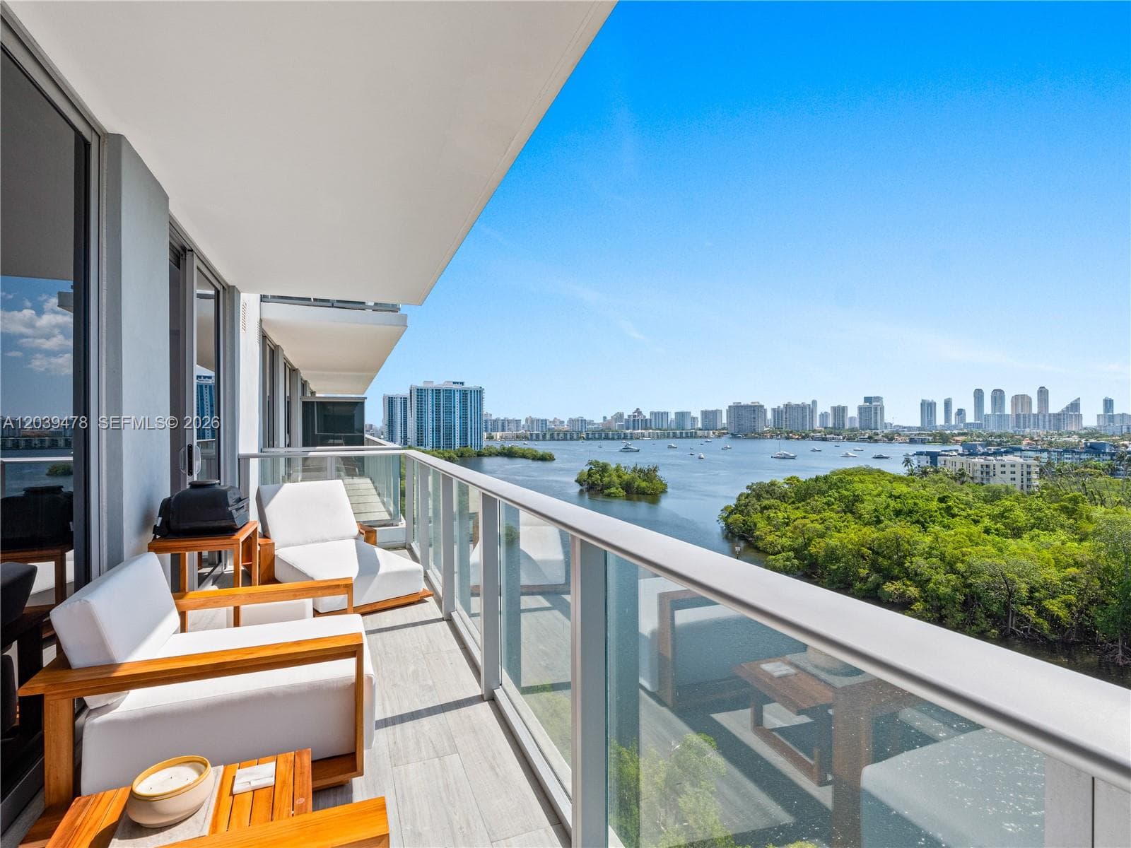 16385 Biscayne Blvd # 1117, North Miami Beach FL 33160 - North Miami Beach, FL - Photo 1