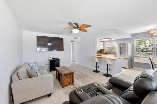 253 Prescott M, Deerfield Beach FL 33442 - Deerfield Beach, FL - Photo 2