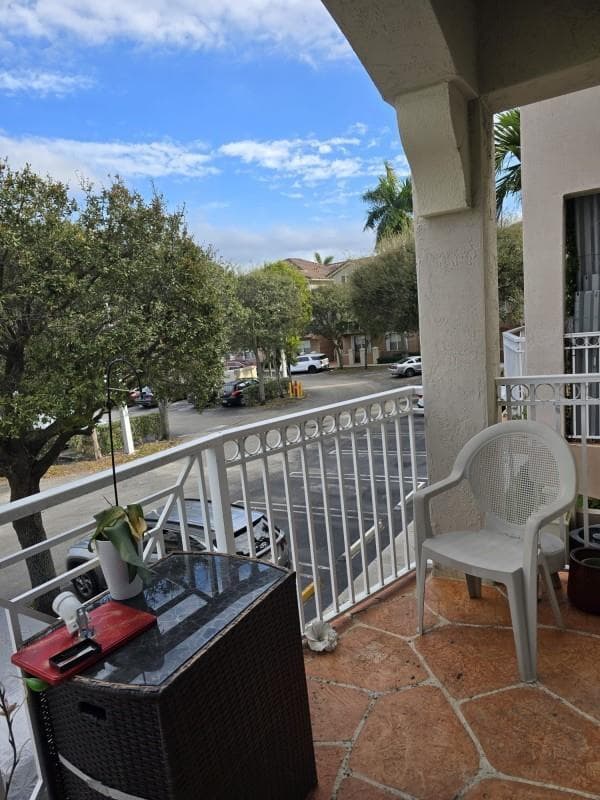 8930 W Flagler Street # 221, Miami FL 33174