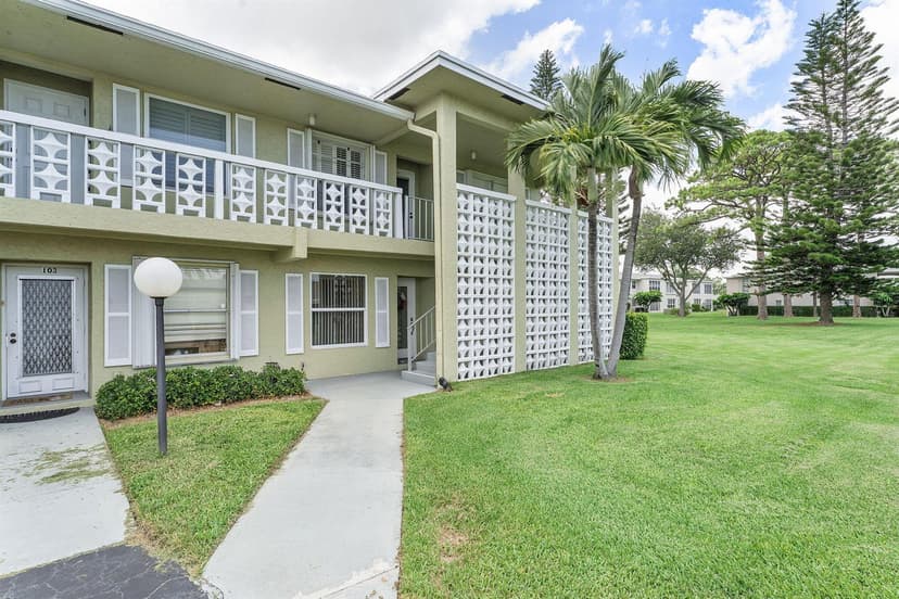 1041 Orange Terrace # 104, Delray Beach FL 33445