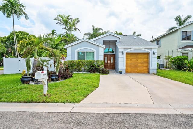 5591 SW 99th Avenue, Cooper City FL 33328 - Cooper City, FL - Photo 2