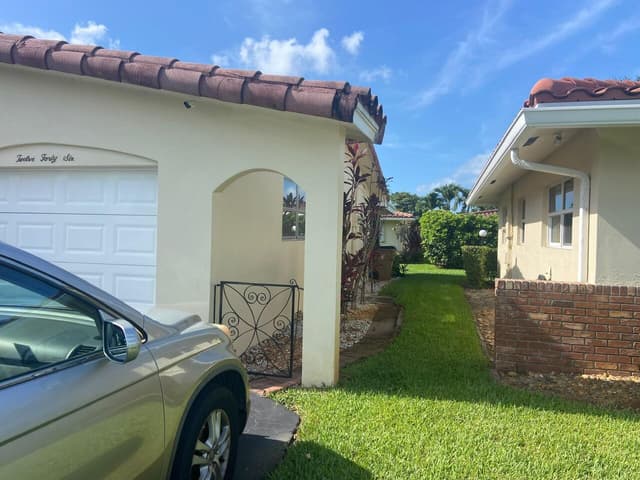 1246 NW 45th Street, Deerfield Beach FL 33064 - Deerfield Beach, FL - Photo 3