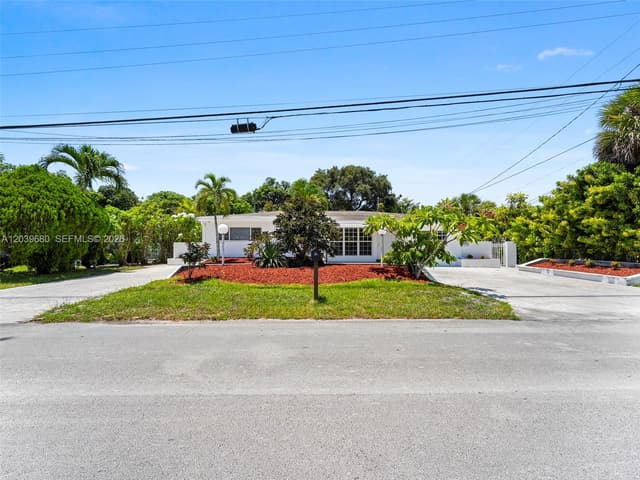 110 NE 152nd St, Miami FL 33162 - Miami, FL - Photo 2