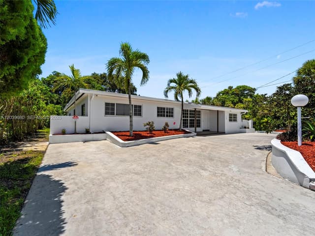 110 NE 152nd St, Miami FL 33162 - Miami, FL - Photo 4