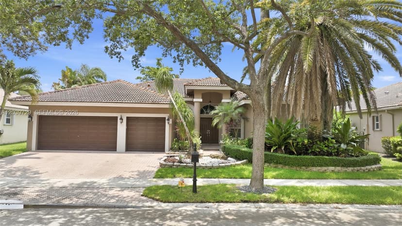 3725 Oak Ridge Ln, Weston FL 33331