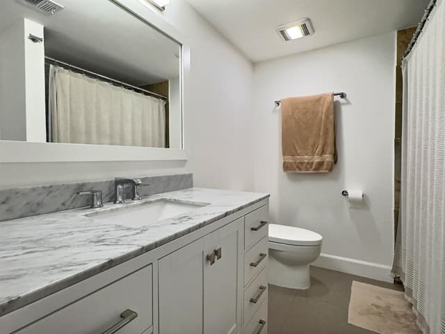 3017 N Oakland Forest Drive # 308, Oakland Park FL 33309 - Oakland Park, FL - Photo 2