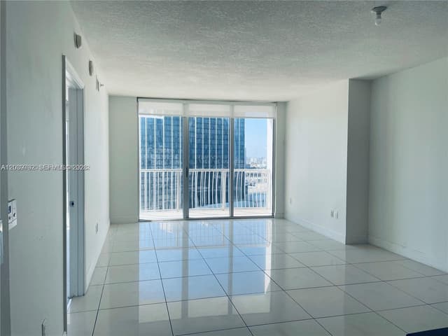 1750 N Bayshore Dr # 2112, Miami FL 33132 - Miami, FL - Photo 4