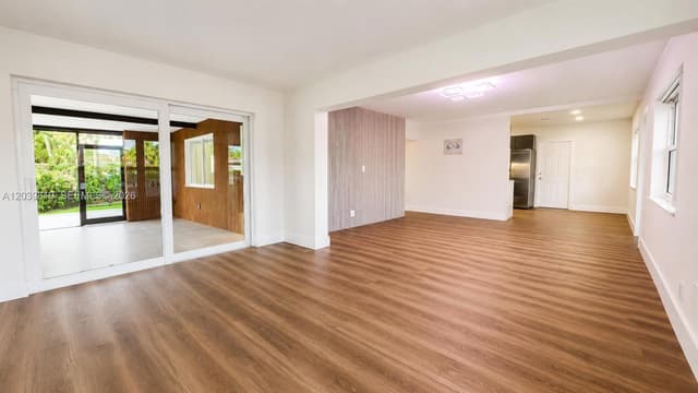 1155 Hayes St, Hollywood FL 33019 - Hollywood, FL - Photo 5