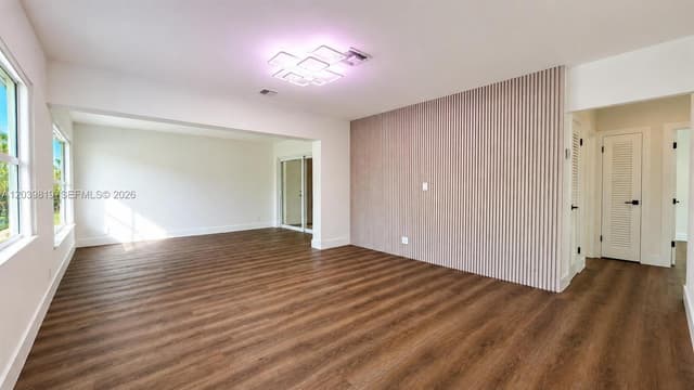 1155 Hayes St, Hollywood FL 33019 - Hollywood, FL - Photo 4