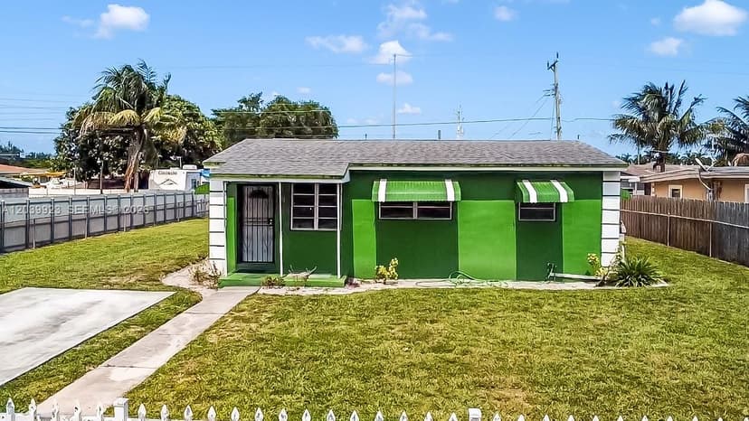 17611 NW 32nd Ct, Miami Gardens FL 33056