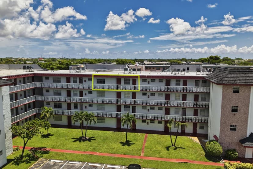 4140 NW 44th Avenue # 411, Lauderdale Lakes FL 33319