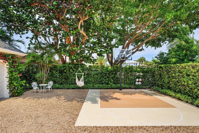 477 NE Spanish Court, Boca Raton FL 33432 - Boca Raton, FL - Photo 3