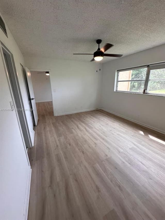 1035 Country Club Dr # 102, Margate FL 33063 - Margate, FL - Photo 5