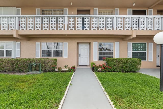 1051 Orange Terrace # 103, Delray Beach FL 33445 - Delray Beach, FL - Photo 6