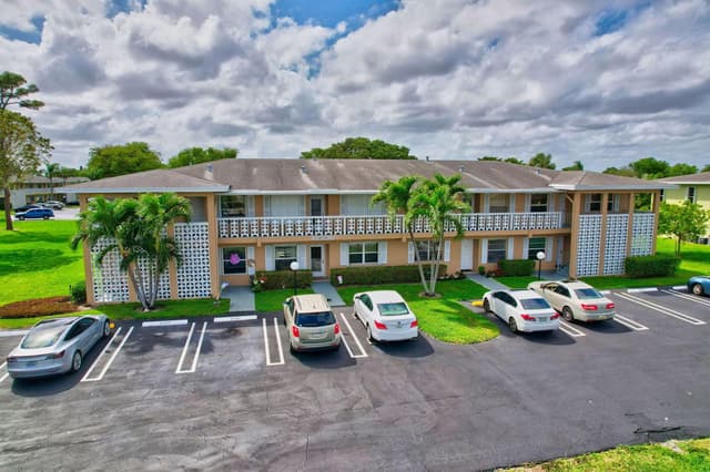 1051 Orange Terrace # 103, Delray Beach FL 33445 - Delray Beach, FL - Photo 3