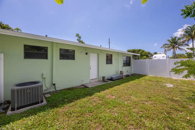 805 NE 40th Street # 3, Oakland Park FL 33334 - Oakland Park, FL - Photo 4